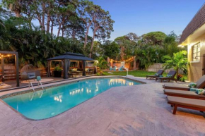 Tropical Oasis, 5 Mins to Beach